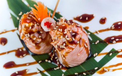 Gunkan Tartare di Salmone